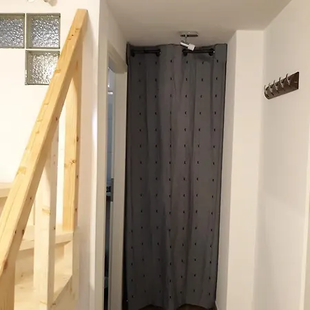 Au Bois Dormant Apartment